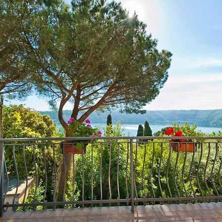 Villalbert Castel Gandolfo Exteriér fotografie