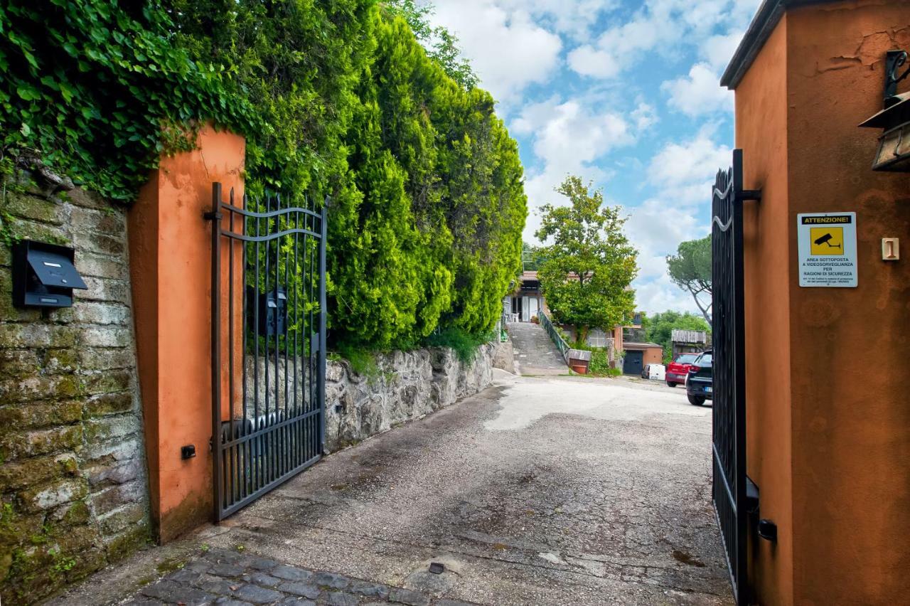 Villalbert Castel Gandolfo Exteriér fotografie
